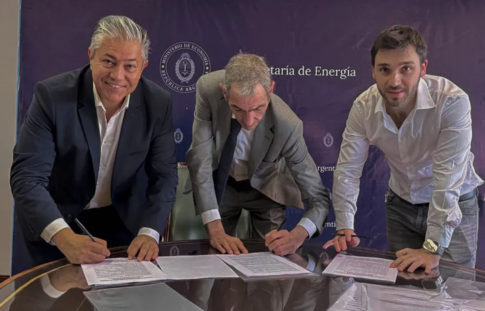 Figueroa viaja a Chubut por la ampliación del Gasoducto Cordillerano.