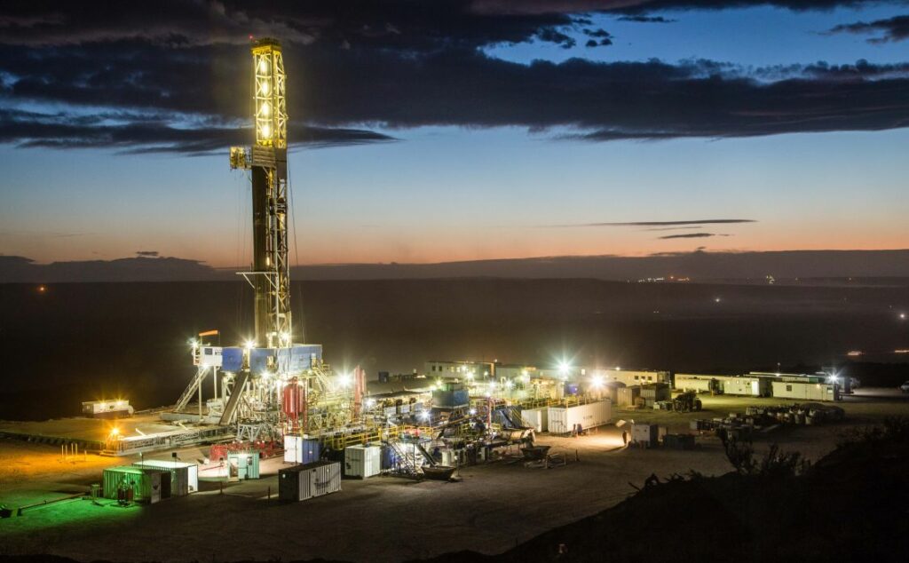 El corazón energético de Argentina late con fuerza en Petróleo y Gas.