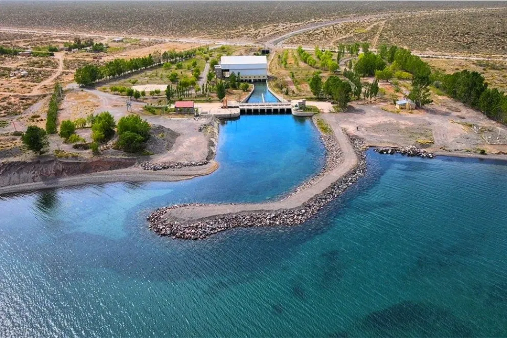 Comienza la mega obra provincial: duplicará la provisión de agua a Neuquén y otras ciudades.