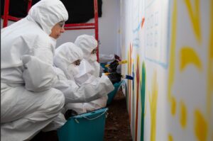 Tecpetrol reunió a más de 100 voluntarios para transformar un espacio clave en la EPET N°3.