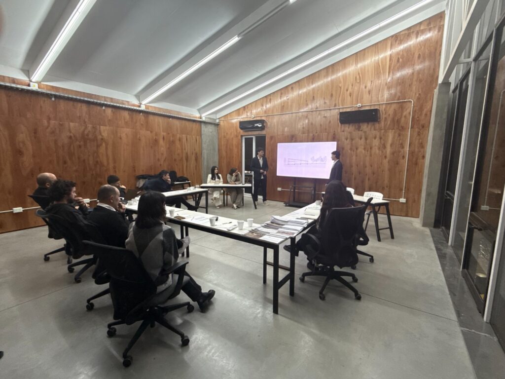 Vaca Muerta impulsa la construcción y la Patagonia suma 27 nuevos arquitectos de la mano de UFLO Universidad.