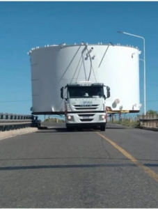 PLAZA HUINCUL – AÑELO: Operativo especial de transporte de cargas provocará demoras en las rutas de acceso a Vaca Muerta.