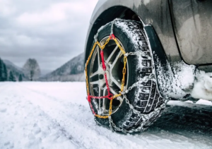 Alerta por intensas nevadas en Neuquén: cortan rutas cordilleranas y advierten por la falta de uso de cadenas.