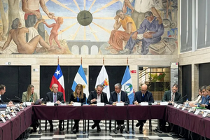 Neuquén y Biobío profundizan su integración comercial, energética y logística.