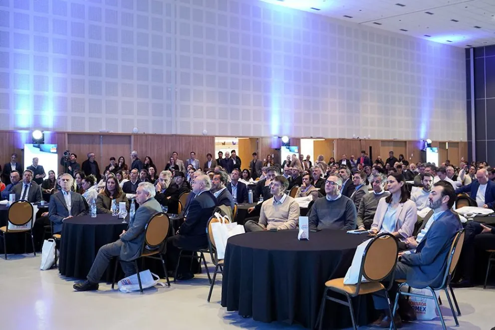 Figueroa: “Neuquén está contribuyendo como nunca al país”.