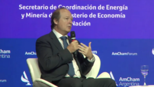 Un relevamiento encomendado al IAPG confirma que Vaca Muerta duplica sus recursos de petróleo y cuenta con 30 mil millones de barriles recuperables.
