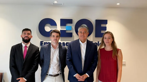 Rolando Figueroa con empresarios españoles: “Hoy lo que más crece es Neuquén”.